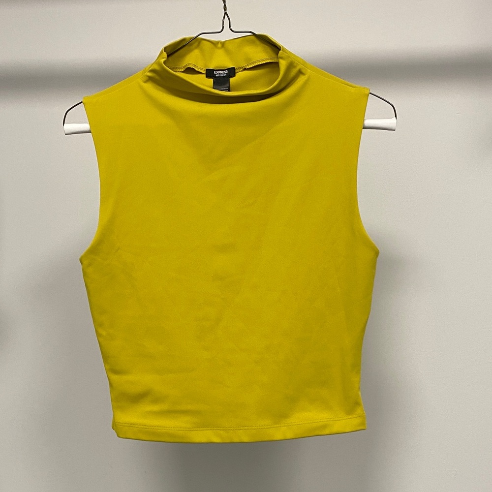 Express Body Moc Neck Sleeveless Yellow/Green Contour top S